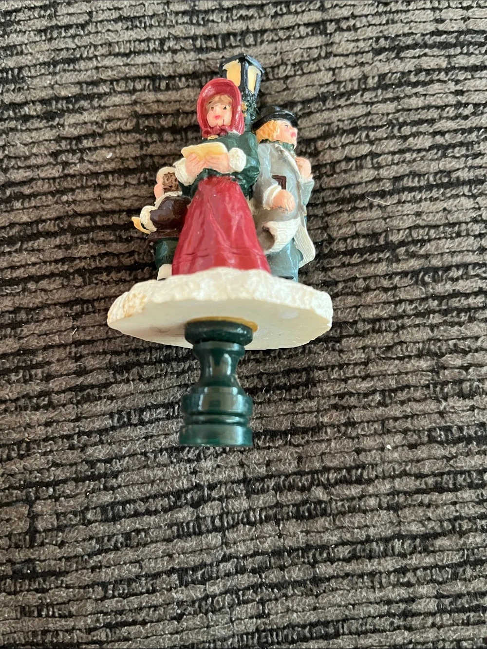 Classic Red-Caroler Holiday Tree Topper with Green Base